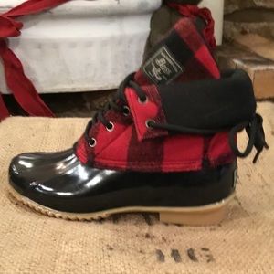 Rain boots checker flannel black red